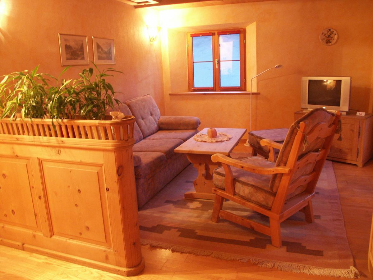 Piz Umbrail Hotel Santa Maria Val Muestair Kültér fotó